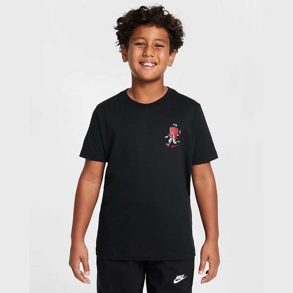 ДЕТСКА ТЕНИСКА ЗА МОМЧЕ NIKE HM5660-010 NSW TEE BOXY 1 JDI MUSIC ЧЕРНА - lotus-sport.bg