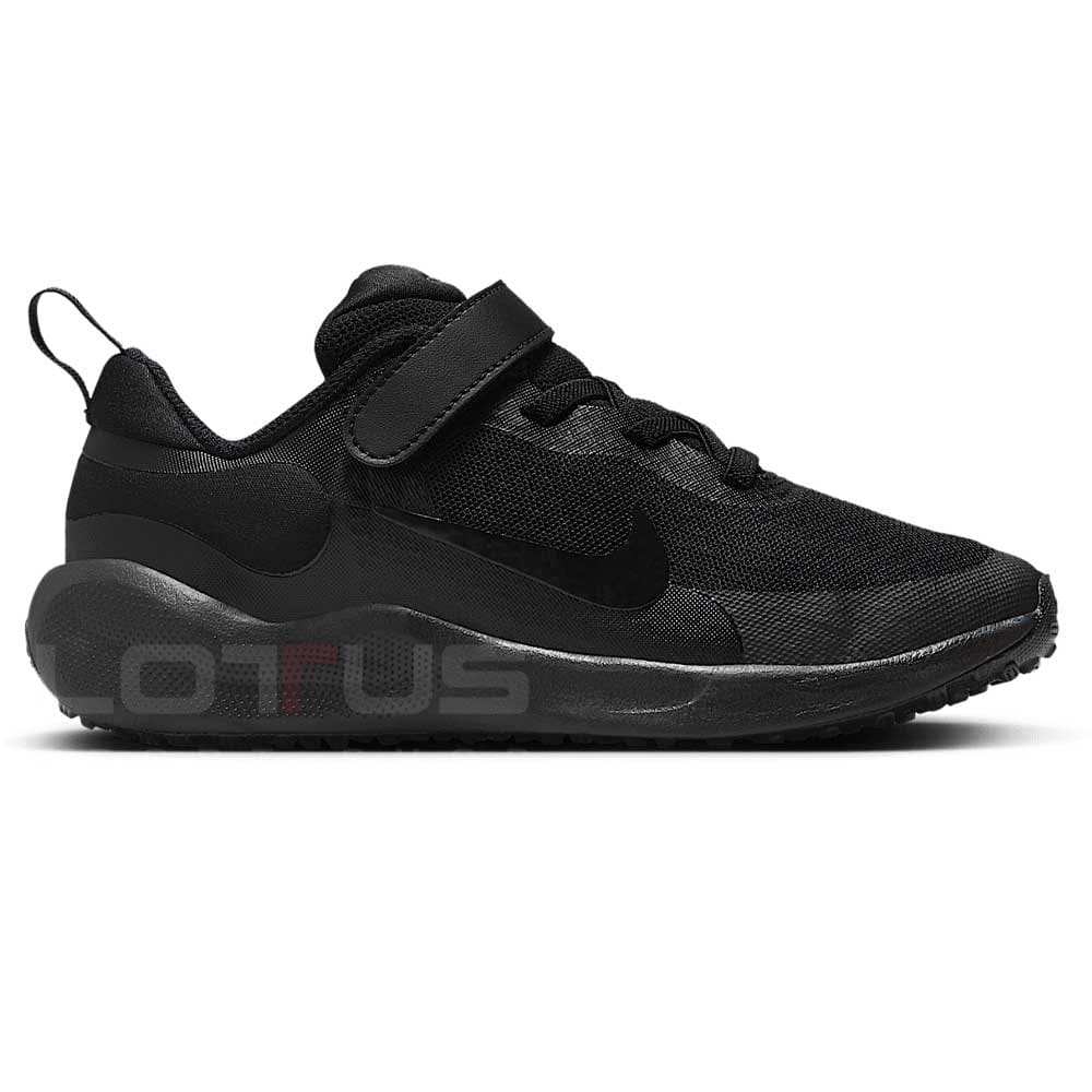 ДЕТСКИ МАРАТОНКИ ЗА МОМЧЕ NIKE FB7690-001 REVOLUTION 7 PSV ЧЕРНИ - lotus-sport.bg