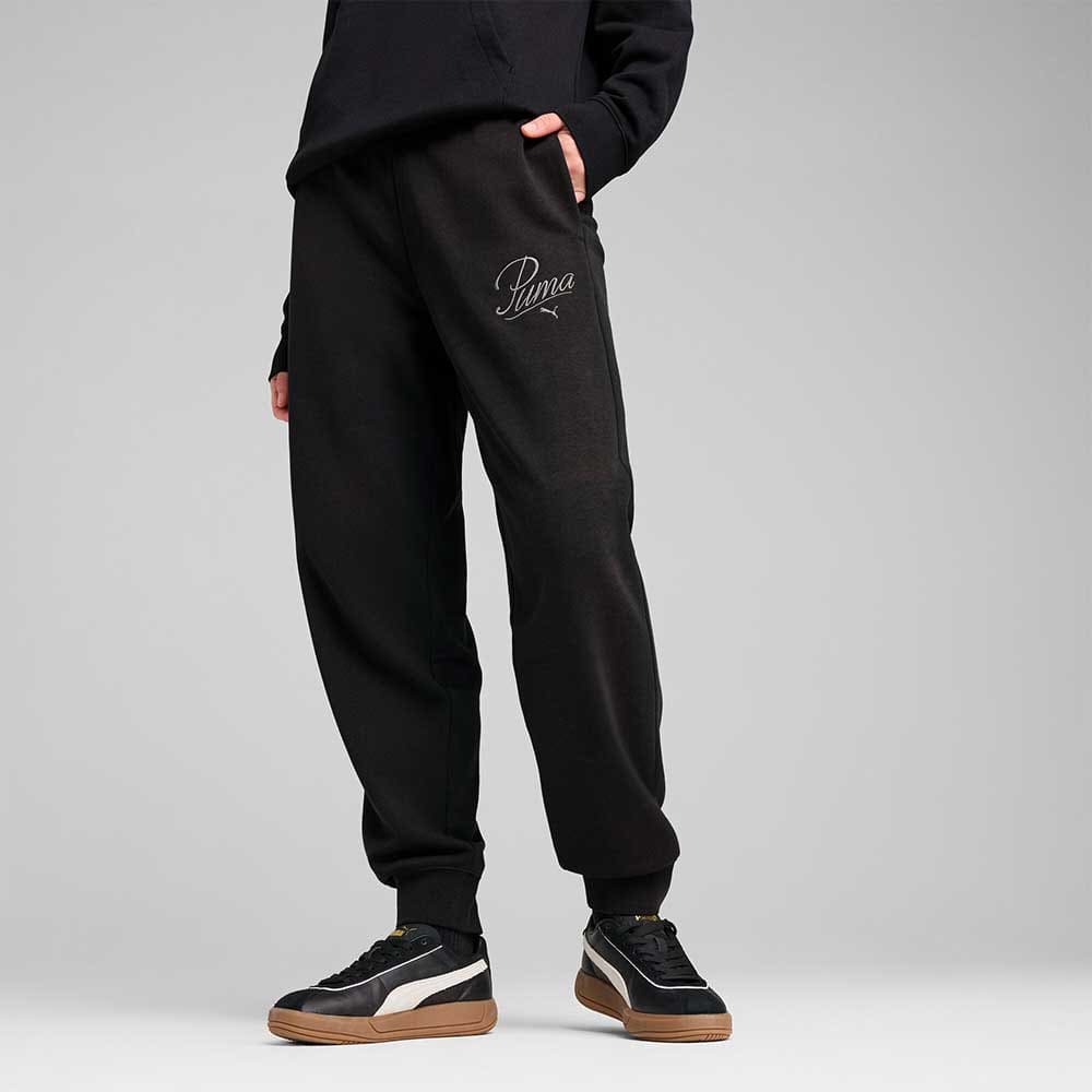 ДАМСКО ДОЛНИЩЕ PUMA 68498501 ESS SCRIPT SWEATPANTS TR CL ЧЕРНО - lotus-sport.bg
