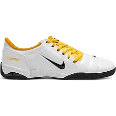 МЪЖКИ МАРАТОНКИ NIKE HQ2851-101 TOTAL 90 БЕЛИ МЪЖКИ МАРАТОНКИ NIKE HQ2851-101 TOTAL 90 БЕЛИ